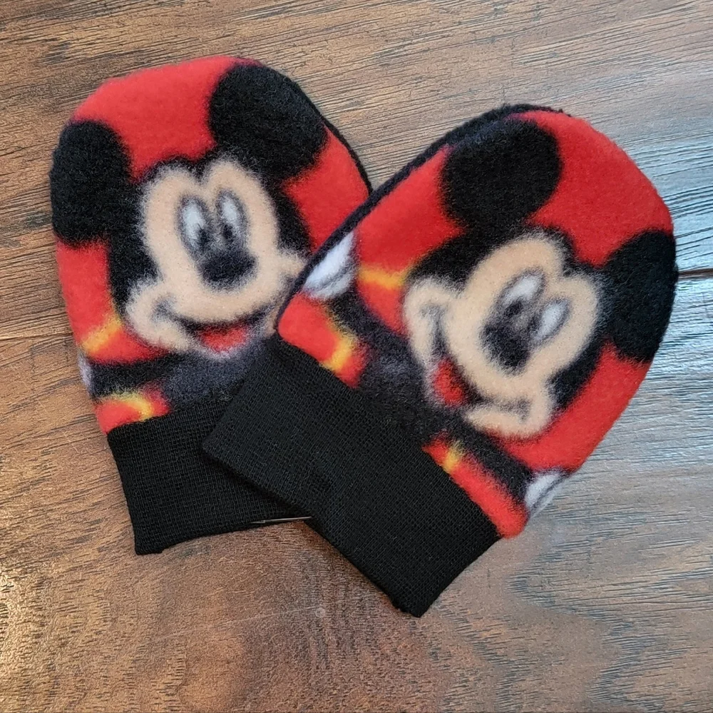 Mickey Mouse Disney Fleece Baby Mittens